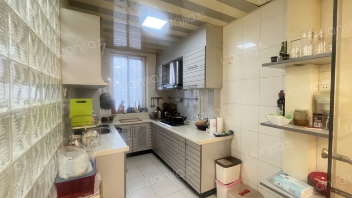 永安小区 4室2厅 南 北-厨房