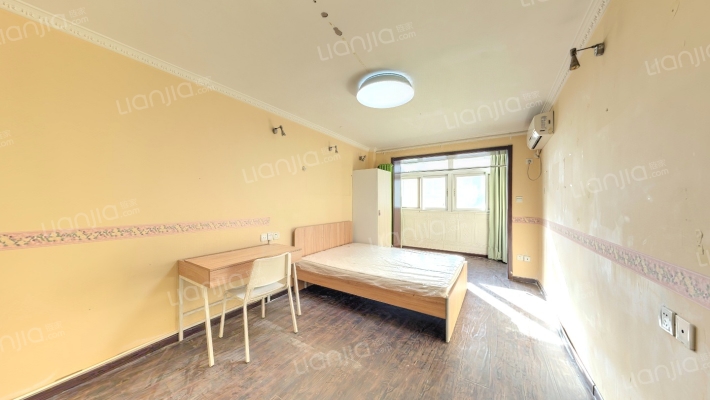 北四环东路104号二手房实景图