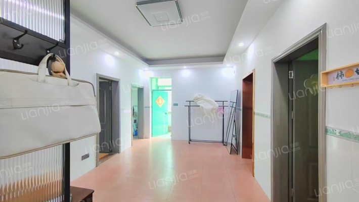 石碣镇东风南路二手房实景图