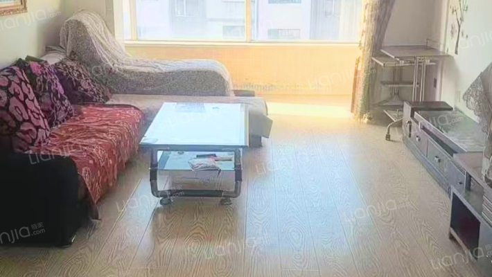 龙新雅居二手房实景图