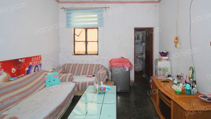 机电公司家属院二手房实景图