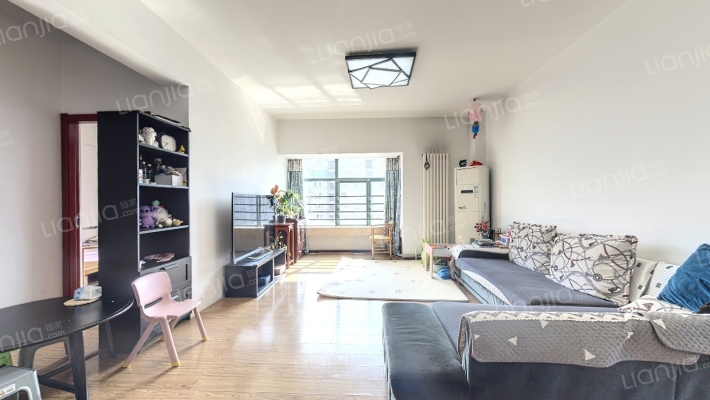 新世纪大厦二手房实景图