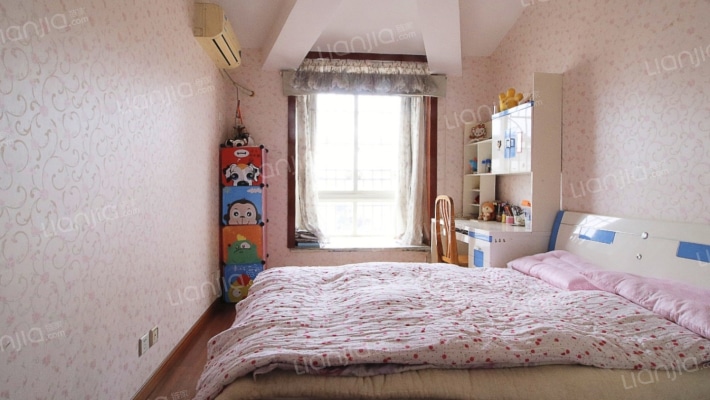 玉树家园小区3室2厅交通便利小区环境干净舒适适合居住-卧室B