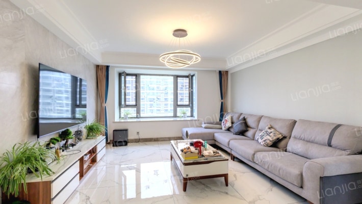 辰龙绿苑东苑二手房实景图