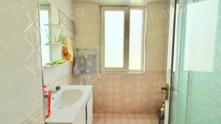 幸福小区(涿州) 3室1厅 南 北-卫生间