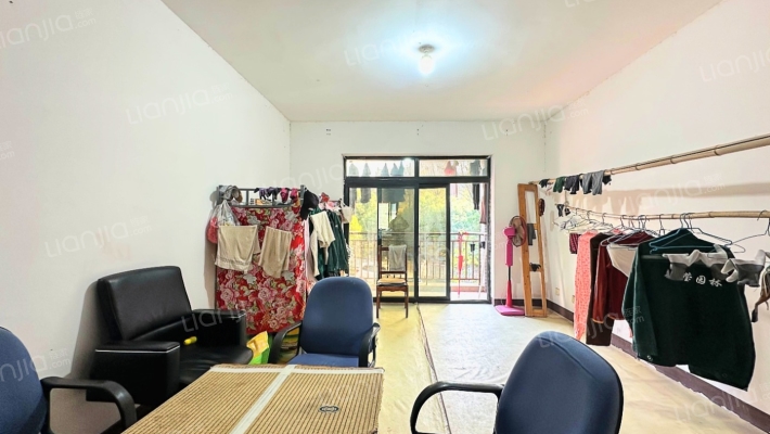 松香翠岭二手房实景图