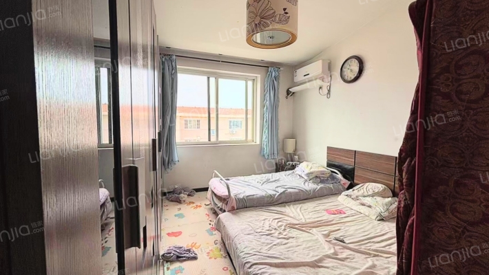 户型方正   房子格局合理采光全天-卧室C