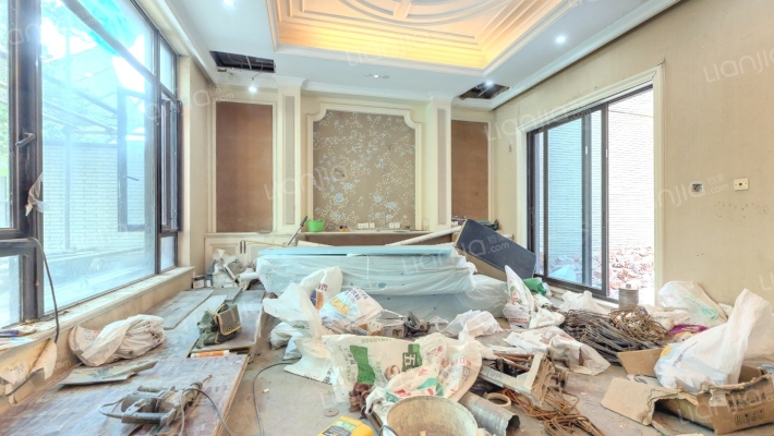 金地格林世界白金院邸(别墅)二手房实景图