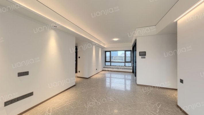 万科卓越珑远未来之光二手房实景图