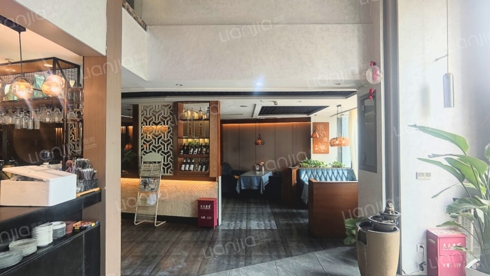 未来方舟G6沿河商业二手房实景图