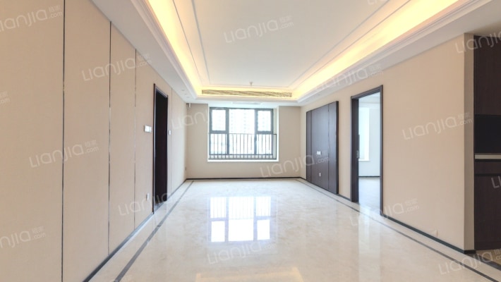 翡翠四季B区二手房实景图