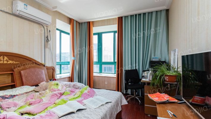 ：江南人家品质小区，绿化比例高，楼间距大，采光好-卧室C