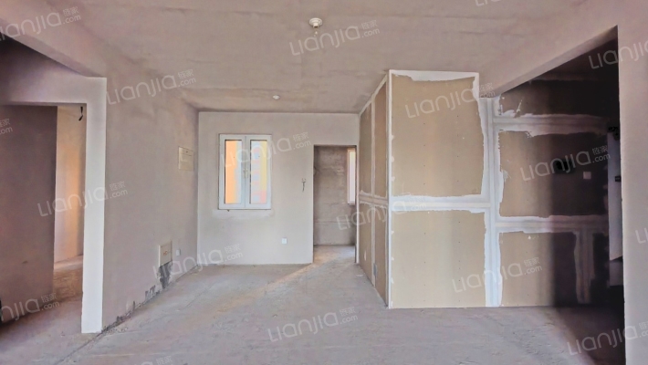 业主移民国外 诚心出售，价格可聊，适合刚需自住-餐厅