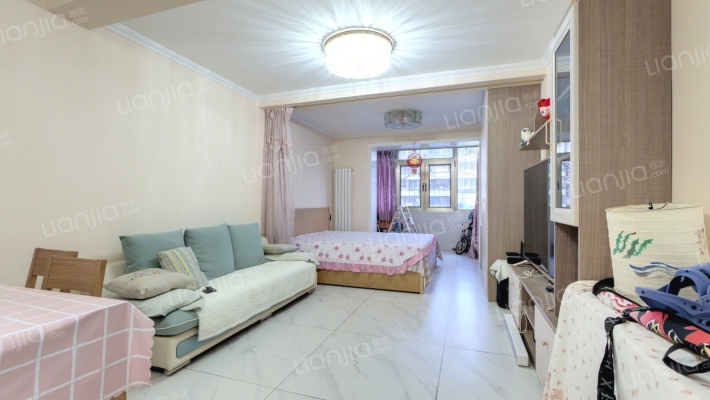 滨河路79号院二手房实景图