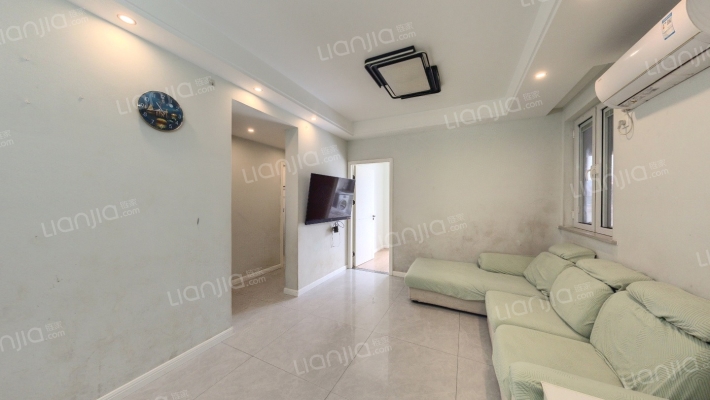 蔚蓝滨江二手房实景图