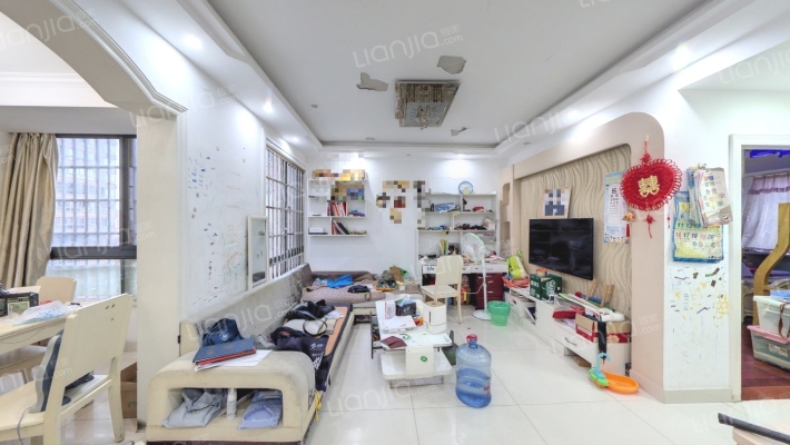 百合春天二手房实景图
