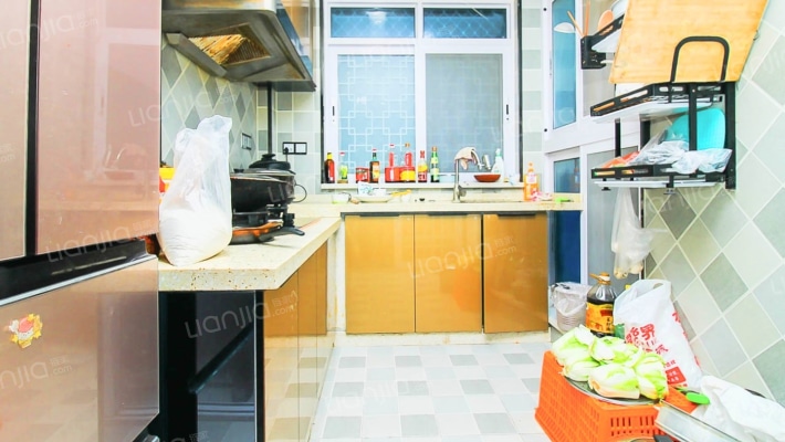 凯立现代城 三室两厅 交通便利 小区环境干净舒适-厨房