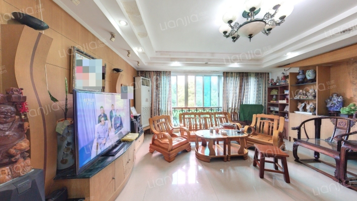 荣和新城B区二手房实景图