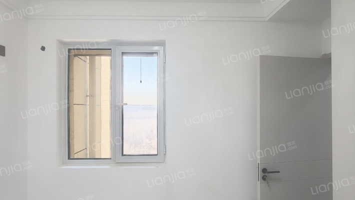 急售三利B区朝南大两居，满二无尾款，价格美丽可小叨-卧室B