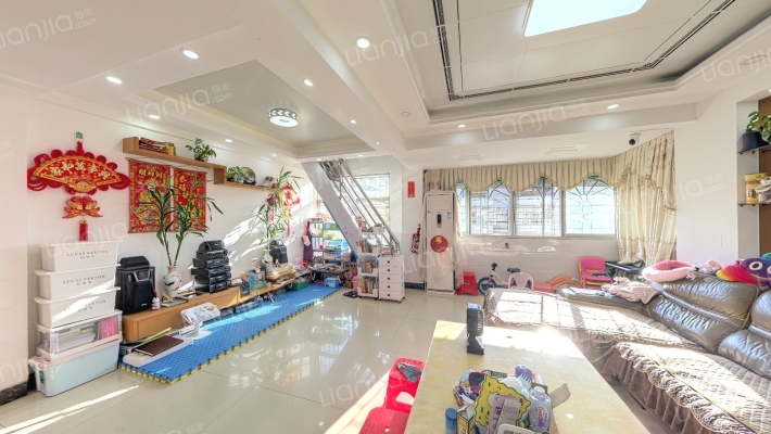 東岳花園二手房实景图