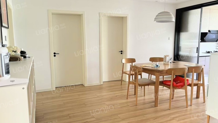 红旗小区二手房实景图