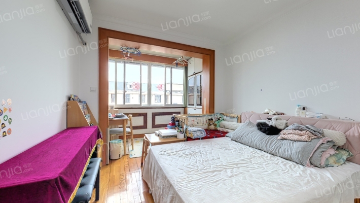 政立路545弄二手房实景图