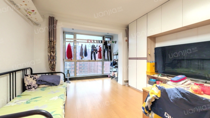 彩虹新城二手房实景图