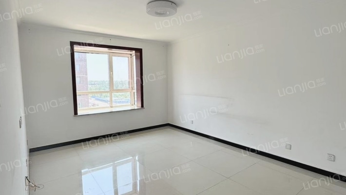 尚品雅苑二手房实景图