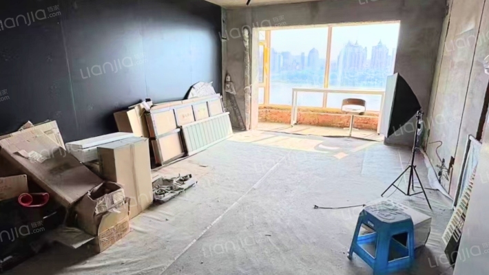 新世纪大厦小区二手房实景图