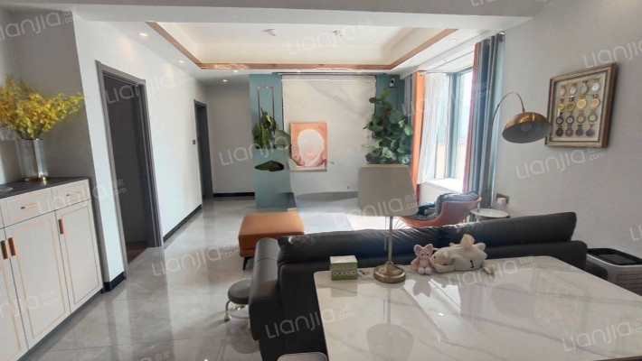 南湖小区综合楼二手房实景图