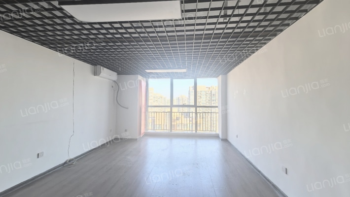 锦艺国际中心二手房实景图