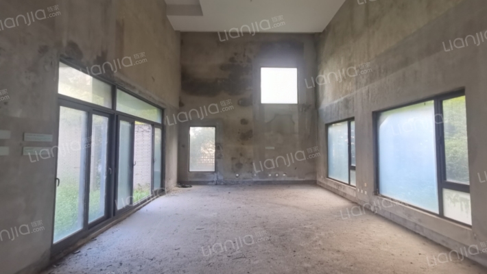 万科棠樾一期悦水庄二手房实景图