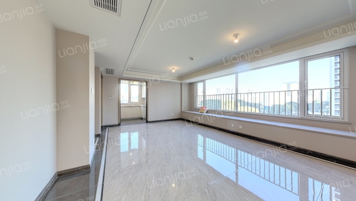 潮听映月二手房实景图