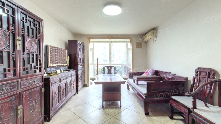 庚坊国际二手房实景图