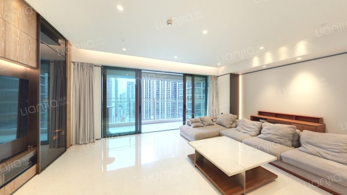 万科瑧山府二手房实景图