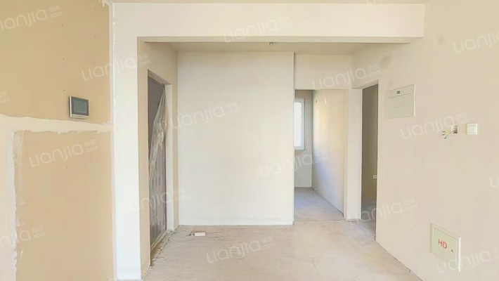 北京界三利中和城洋房南北通透三居门口838，人车分流-餐厅