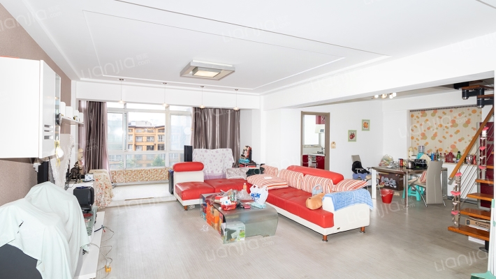 佰阳颐园二手房实景图