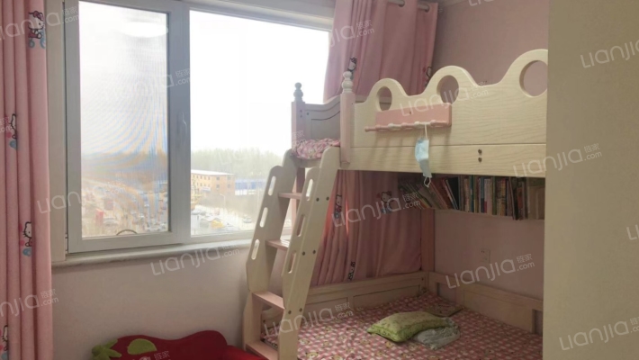 出售香邑溪谷玫瑰园南北通透三居  精装修-卧室B