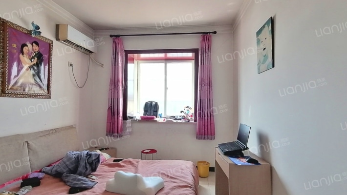 火车站 南北通透两居，户型好，业主诚心出售-卧室A