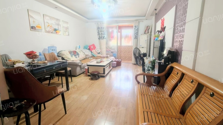 滨湖景苑二手房实景图