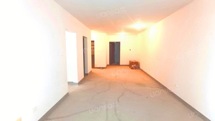 涿州高铁东站旁 高铁新干线南向大两居出售 有钥匙-门厅