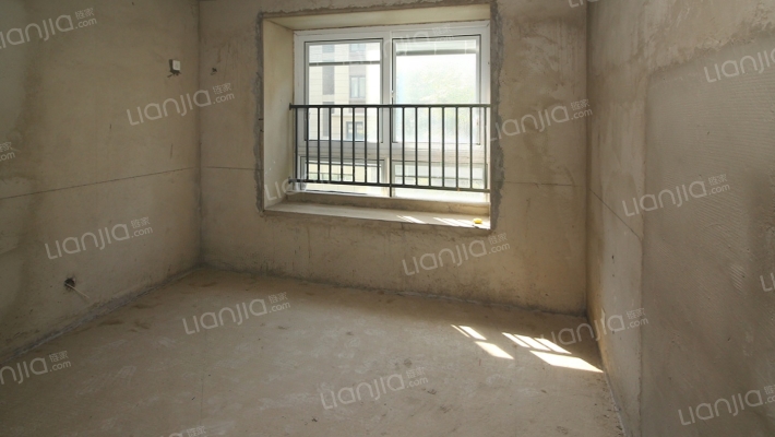 梁呈美景二手房实景图