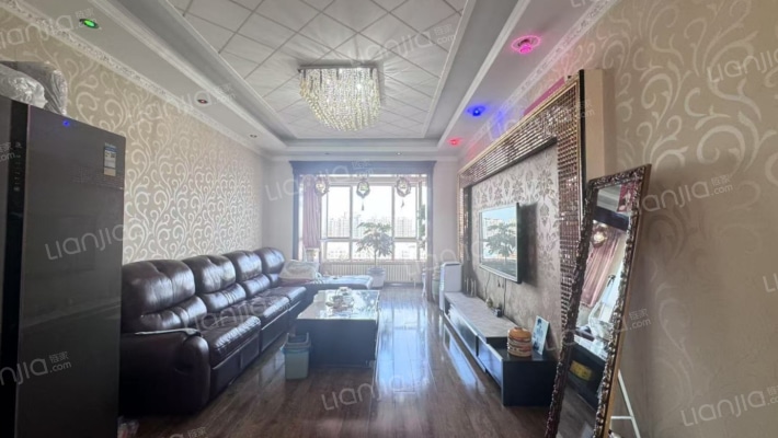 六和城二手房实景图