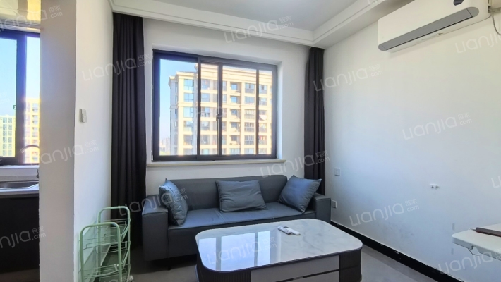 闲景荷居二手房实景图