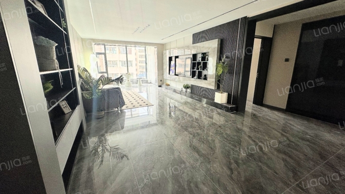 东昌花园二手房实景图