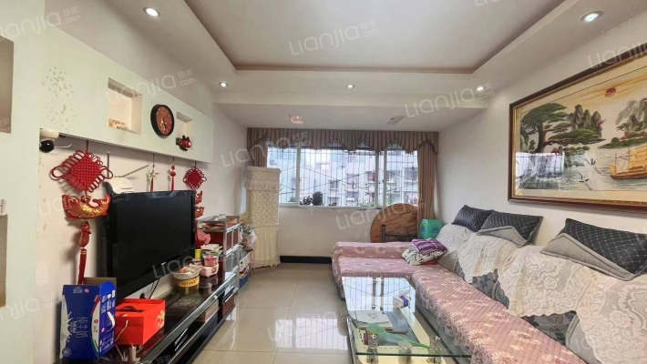 嘉皇小区二手房实景图