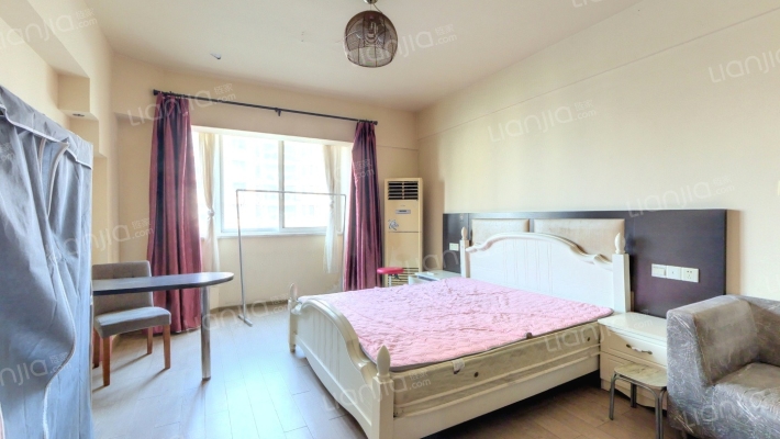 金邻花苑二手房实景图