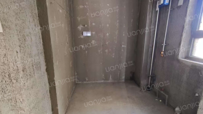 南北通透格局 楼层好 视野宽阔 配套设施齐全-厨房