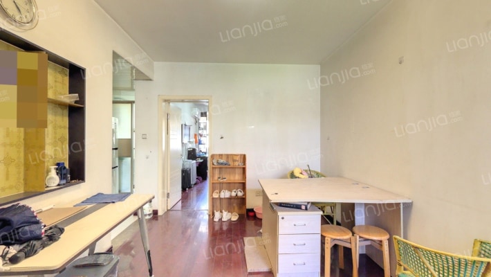 银城街二手房实景图