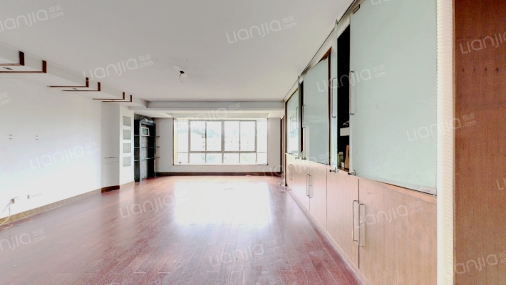 月牙塘小区一组团二手房实景图